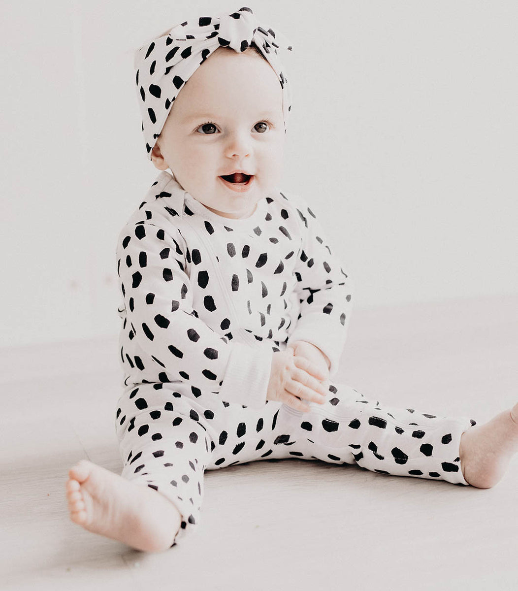 Gender Neutral Newborn Outfit | Love My Baby – Kit & Cradle