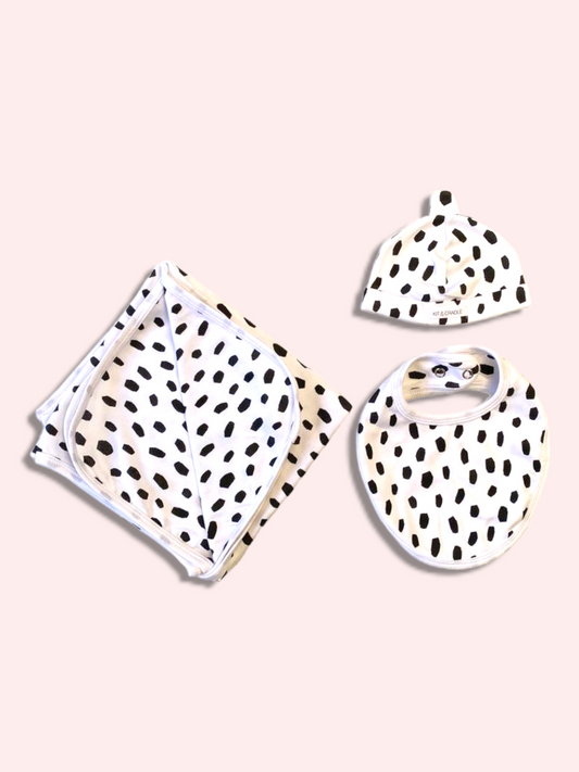 Newborn Accessories Bundle with Beanie - Black Cheetah