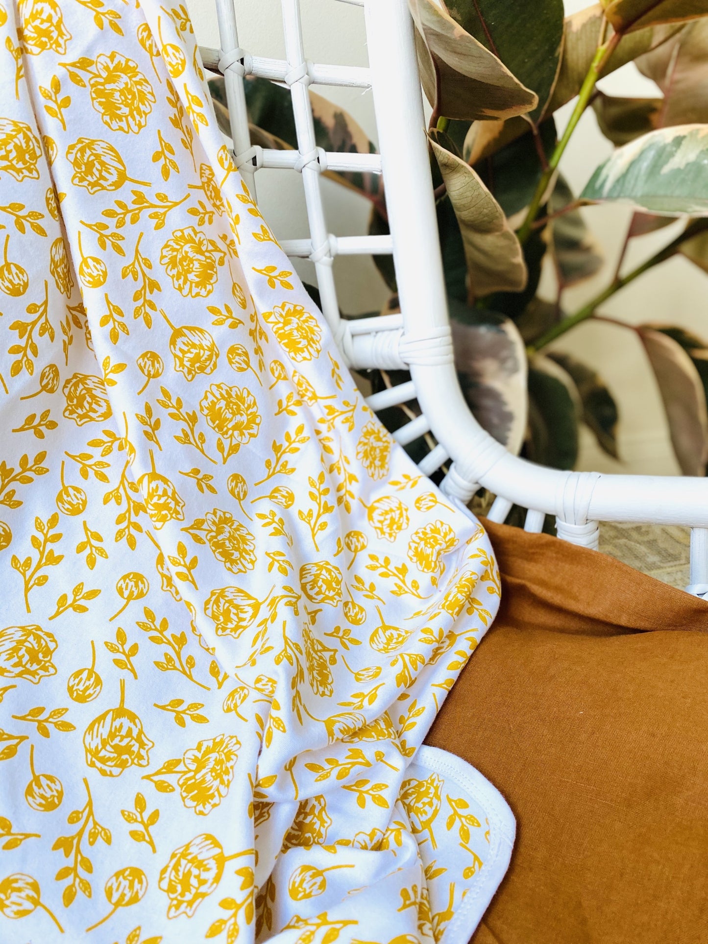 Golden Peony Baby Blanket Kit & Cradle