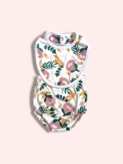 Bib & Bloomers Set - Protea