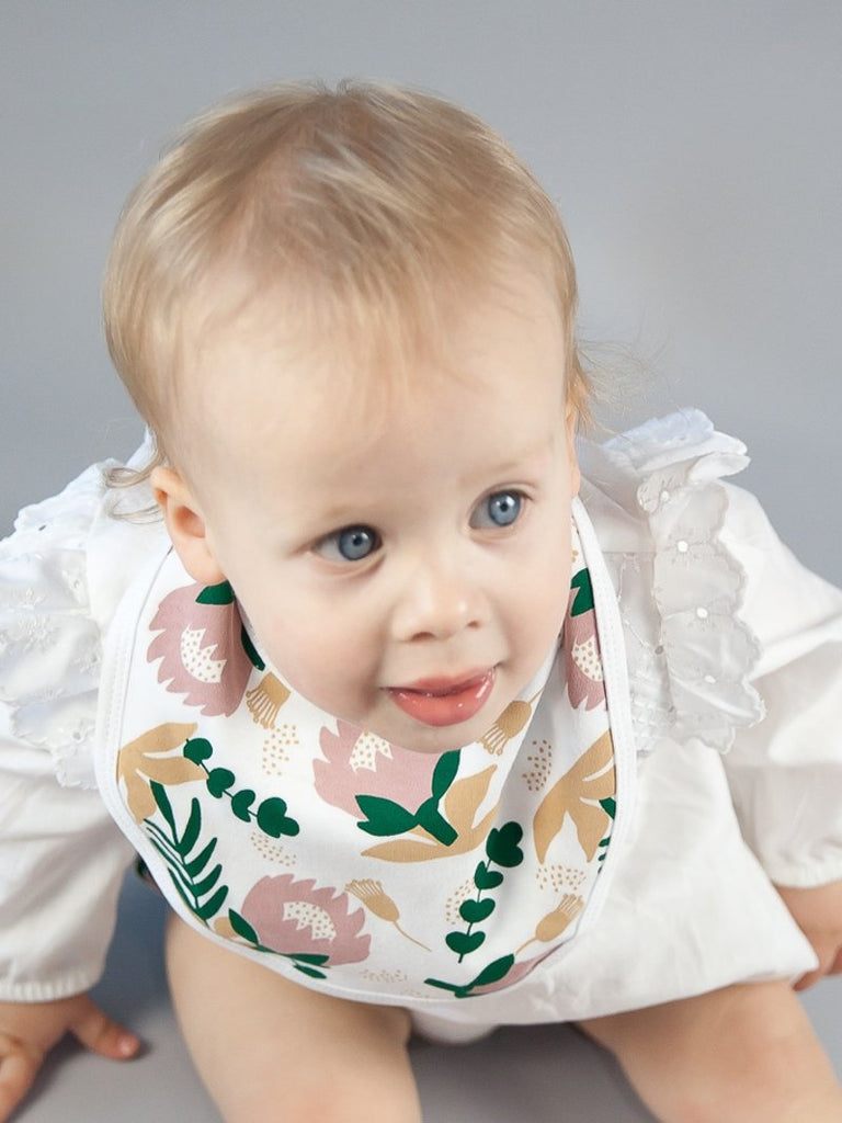 Protea Baby Bib Kit & Cradle