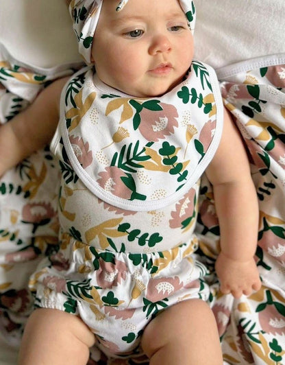 Bib & Bloomers Set - Protea