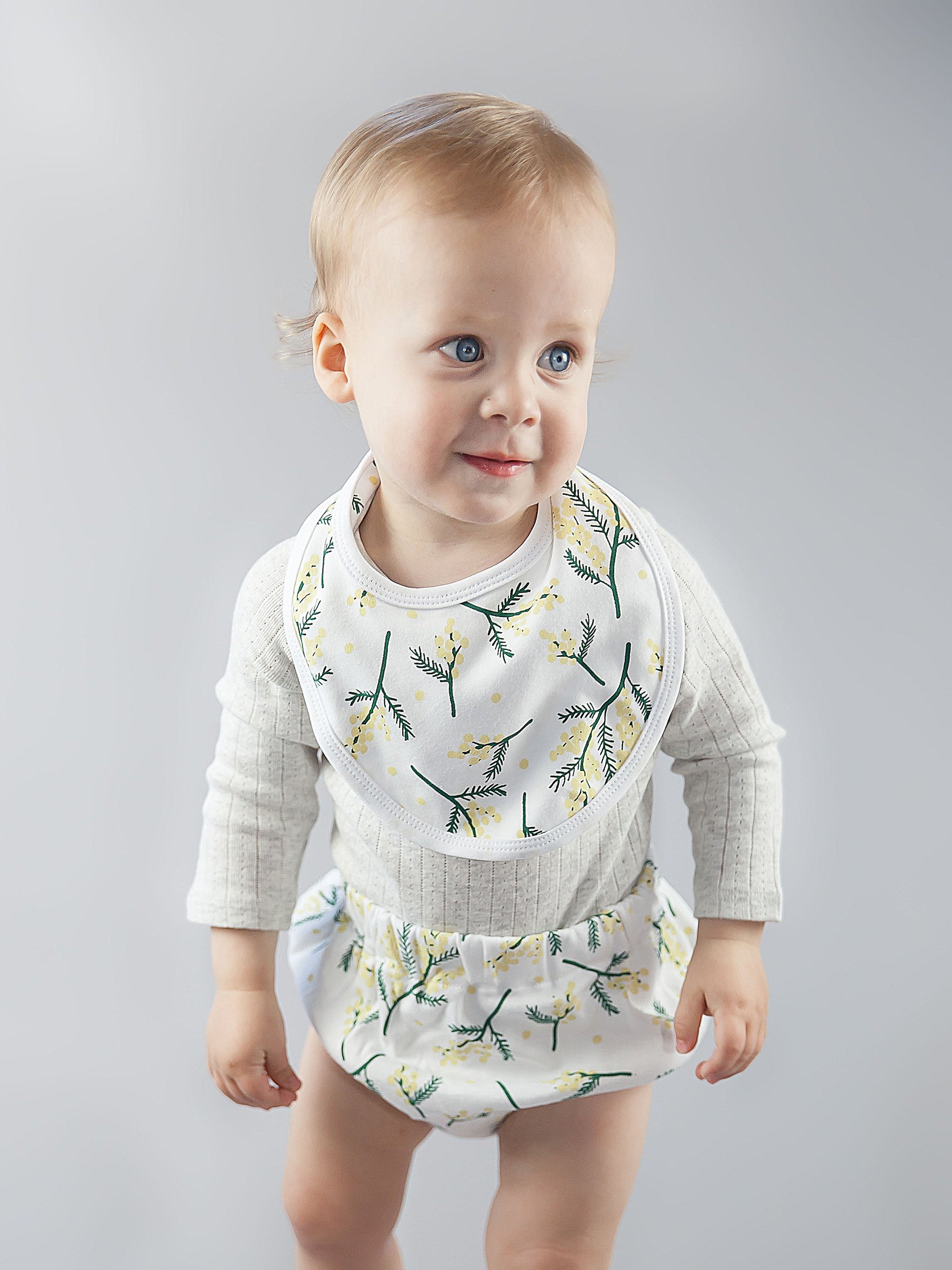 Wattle Baby Bloomers Bib Kit & Cradle