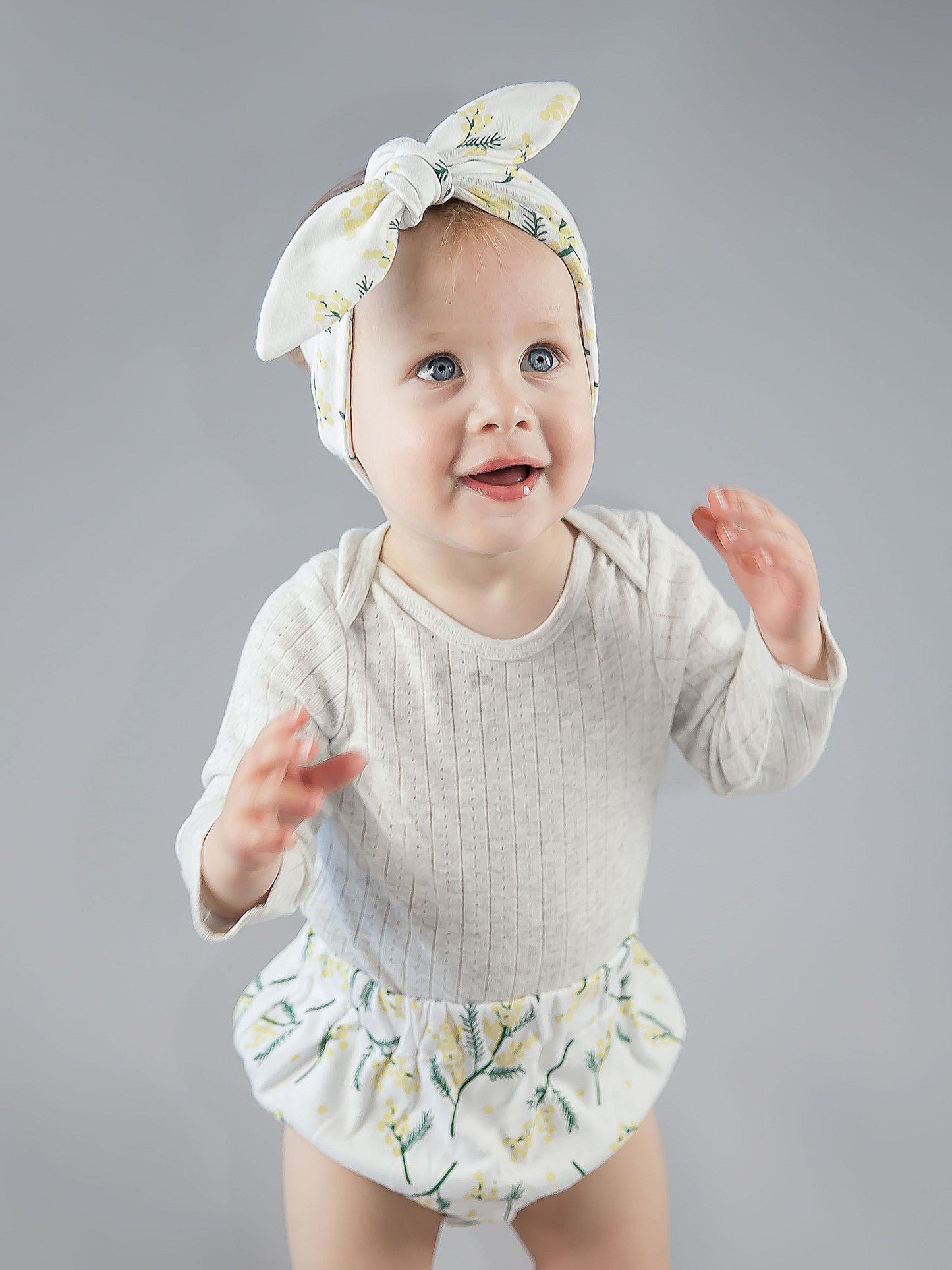 Wattle Knot Headband Baby Bloomers Kit & Cradle